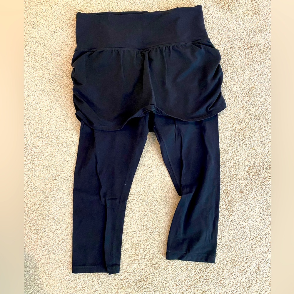 Athleta crop leggings with skirt